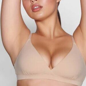 TWO Skims Fits Everybody Crossover Bralettes
